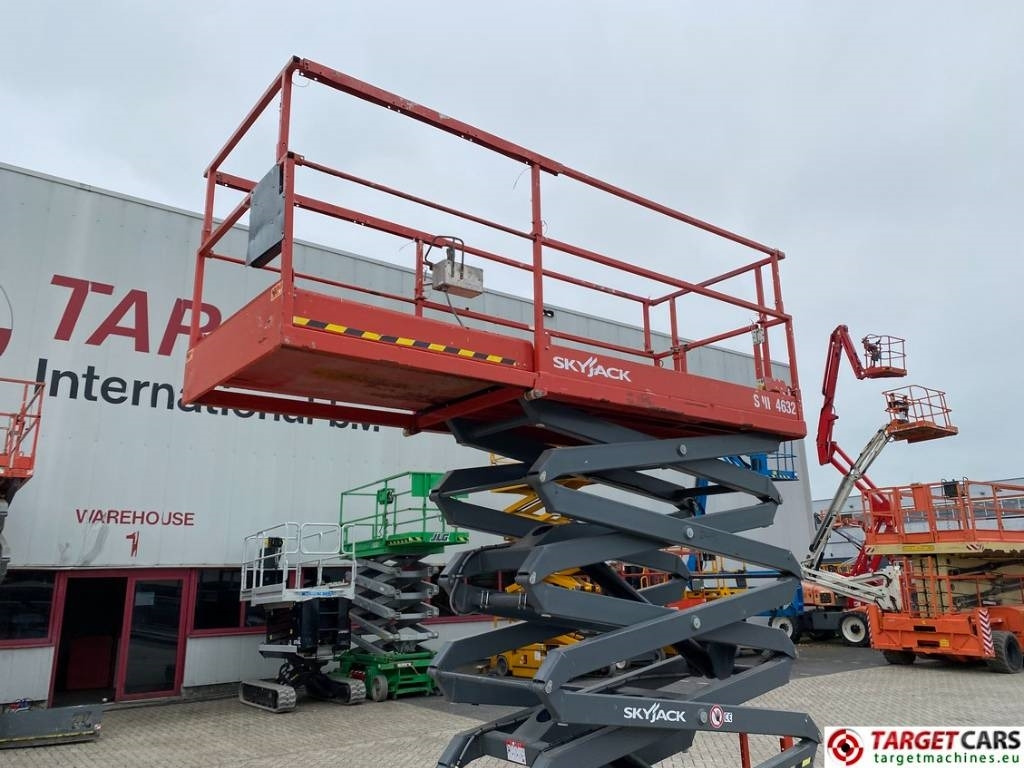 Кревач ножица SkyJack SJIII-4632 Electric 4632 Scissor Work Lift 1170cm: слика 29 Кревач ножица SkyJack SJIII-4632 Electric 4632 Scissor Work Lift 1170cm: слика 29