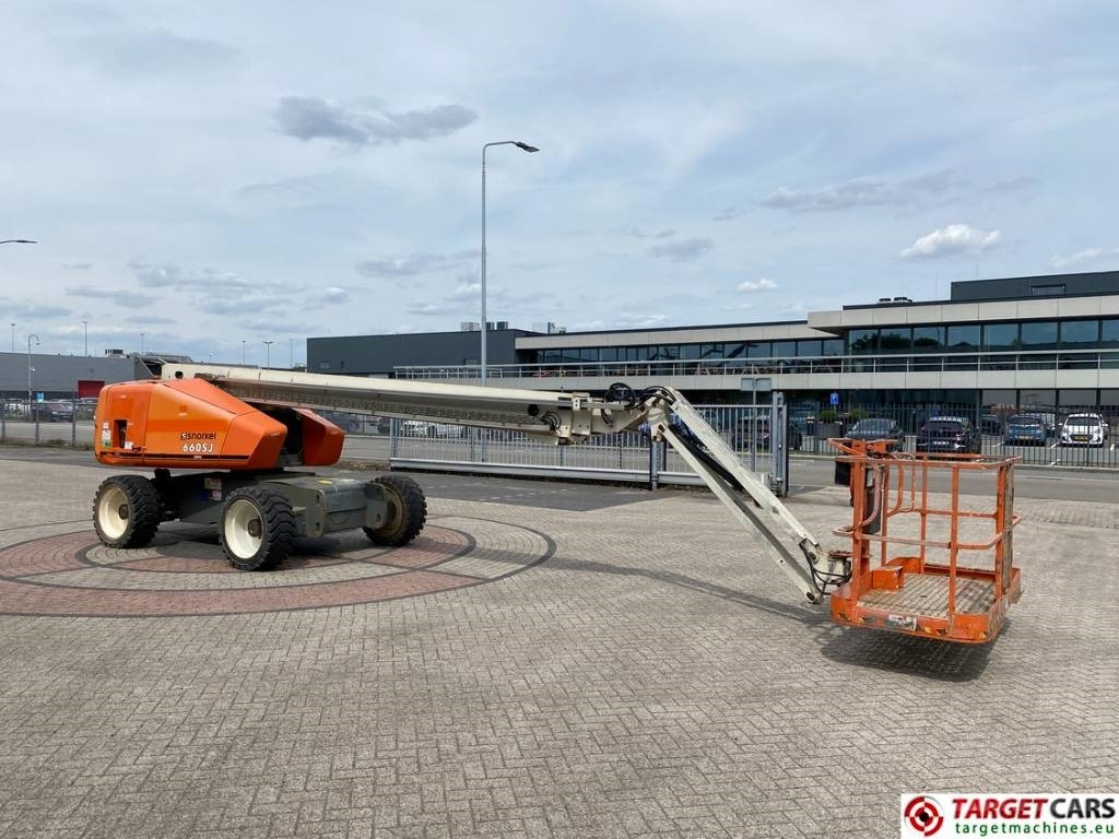 Snorkel 660SJ Telescopic 4x4 Diesel Boom Work Lift 2230cm - Телескопска платформа: слика 2 Snorkel 660SJ Telescopic 4x4 Diesel Boom Work Lift 2230cm - Телескопска платформа: слика 2