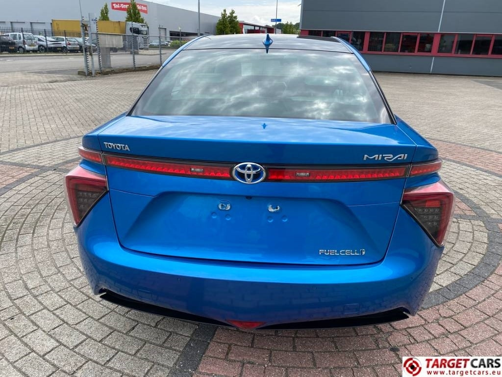Toyota Mirai FCV HydroGen FuelCell - Автомобил: слика 5 Toyota Mirai FCV HydroGen FuelCell - Автомобил: слика 5