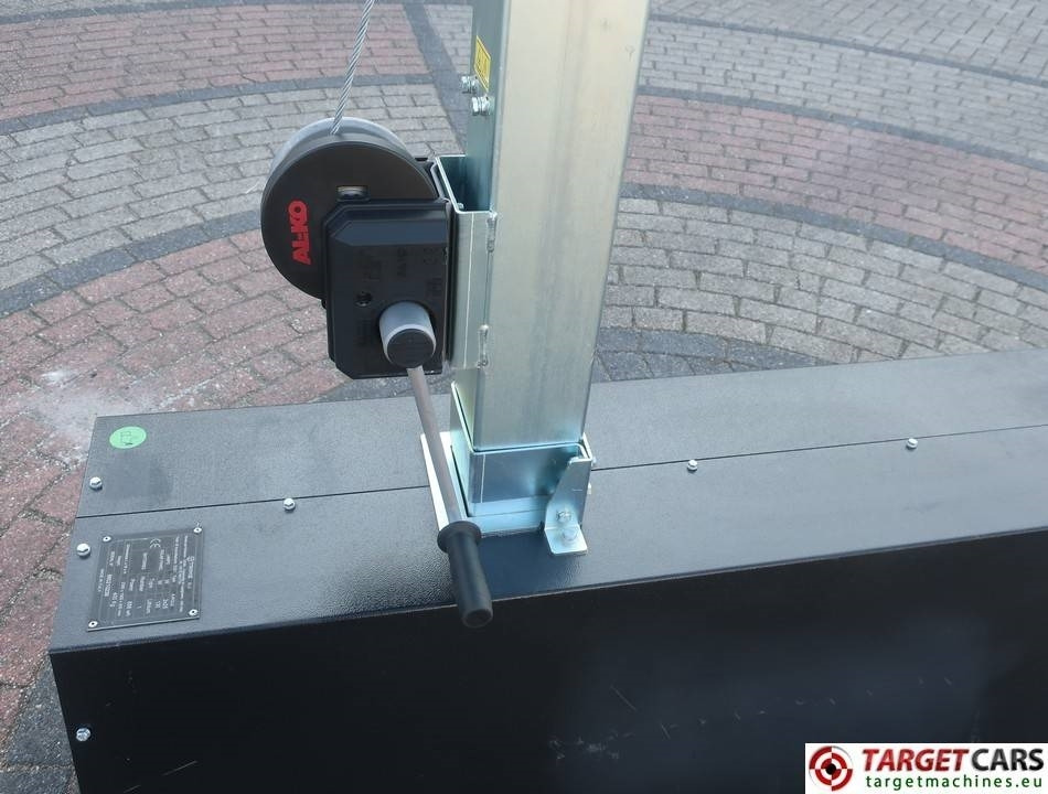 Кула за рефлектори Trime X-Pole 2x25W Led Solar Tower Light: слика 9 Кула за рефлектори Trime X-Pole 2x25W Led Solar Tower Light: слика 9