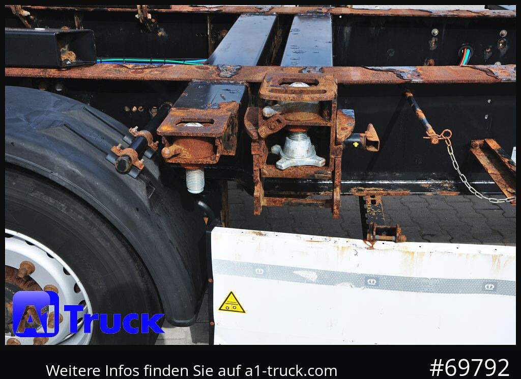 KRONE SDC, Containerchassis, 2x20/30/40 - Транспортер на контејнер/ Полуприколка со променливо тело: слика 2 KRONE SDC, Containerchassis, 2x20/30/40 - Транспортер на контејнер/ Полуприколка со променливо тело: слика 2