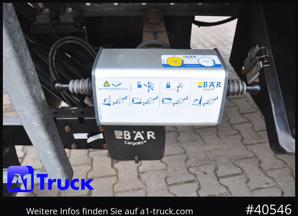 SCHMITZ S01, Speed Curtain, Getränke VDI 2700, Ladebordwand - Полуприколка со церада: слика 3 SCHMITZ S01, Speed Curtain, Getränke VDI 2700, Ladebordwand - Полуприколка со церада: слика 3