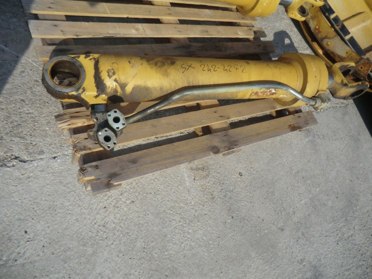 Caterpillar 962H Cilindro di sollevamento SX - Хидрауличен цилиндар за Градежна машина: слика 2 Caterpillar 962H Cilindro di sollevamento SX - Хидрауличен цилиндар за Градежна машина: слика 2