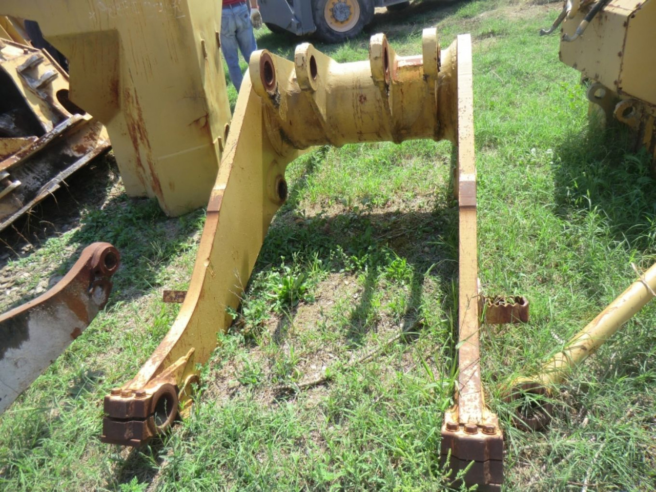 Caterpillar 973 LGP BRACCIO CON LEVE E LINK - Брана за Градежна машина: слика 2 Caterpillar 973 LGP BRACCIO CON LEVE E LINK - Брана за Градежна машина: слика 2