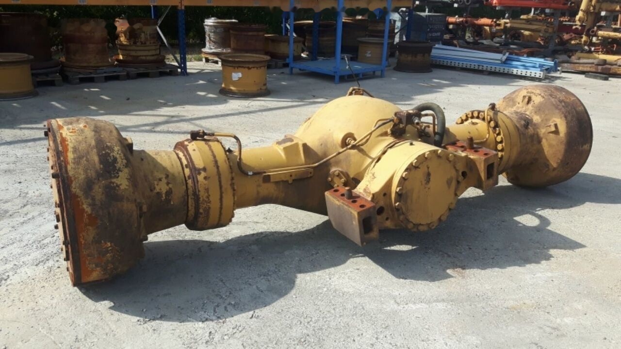 REAR oscillating axle gp complete with differential, bevel gear CATERPILLAR 988H - Задна оска за Натоварувач на тркала: слика 1 REAR oscillating axle gp complete with differential, bevel gear CATERPILLAR 988H - Задна оска за Натоварувач на тркала: слика 1