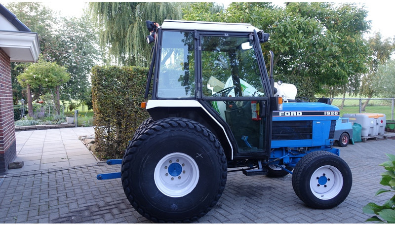 Ford 1920 4x4 - Трактор: слика 3 Ford 1920 4x4 - Трактор: слика 3