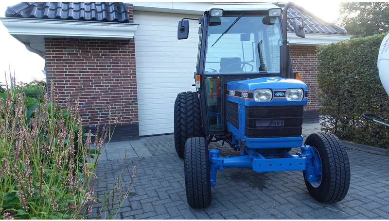 Ford 1920 4x4 - Трактор: слика 2 Ford 1920 4x4 - Трактор: слика 2