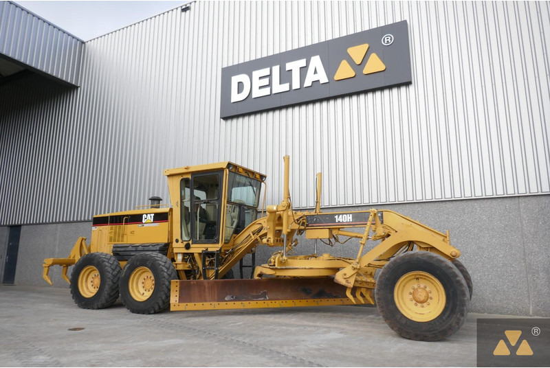 Caterpillar 140H - Порамнувач: слика 3 Caterpillar 140H - Порамнувач: слика 3