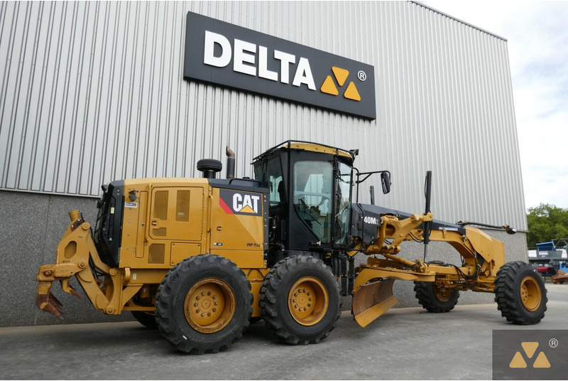 Caterpillar 140M2 - Порамнувач: слика 5 Caterpillar 140M2 - Порамнувач: слика 5
