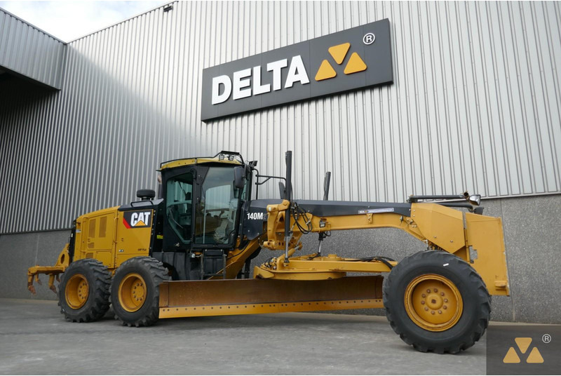 Caterpillar 140M2 - Порамнувач: слика 3 Caterpillar 140M2 - Порамнувач: слика 3