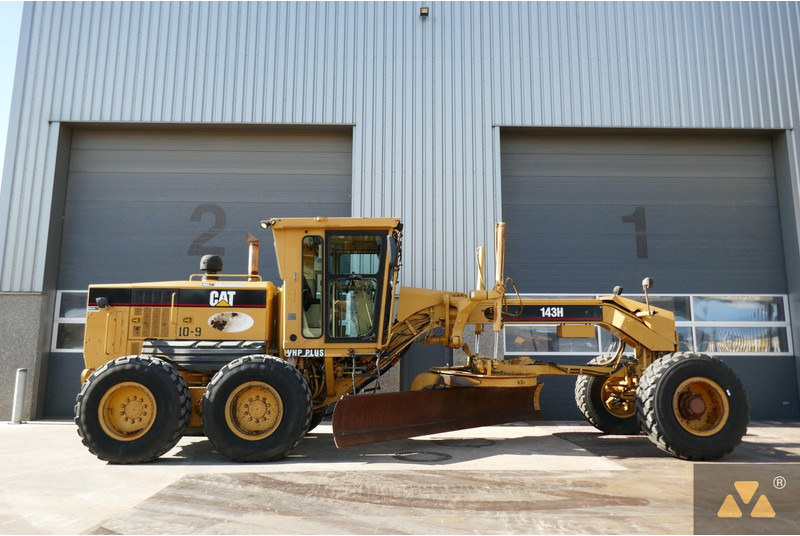 Caterpillar 143H - Порамнувач: слика 2 Caterpillar 143H - Порамнувач: слика 2