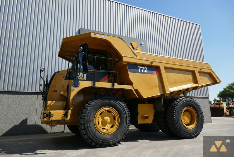 Caterpillar 772 - Голем истоварувач/ Камион за камења: слика 3 Caterpillar 772 - Голем истоварувач/ Камион за камења: слика 3