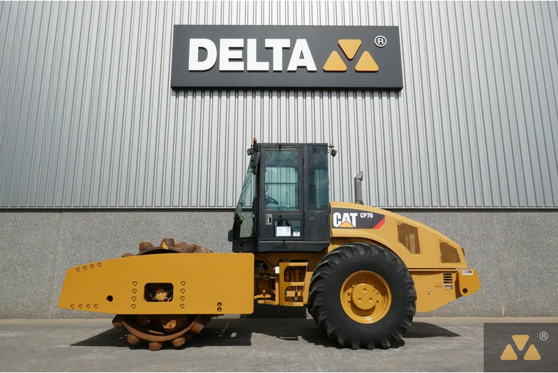 Caterpillar CP76 - Ваљак: слика 1 Caterpillar CP76 - Ваљак: слика 1