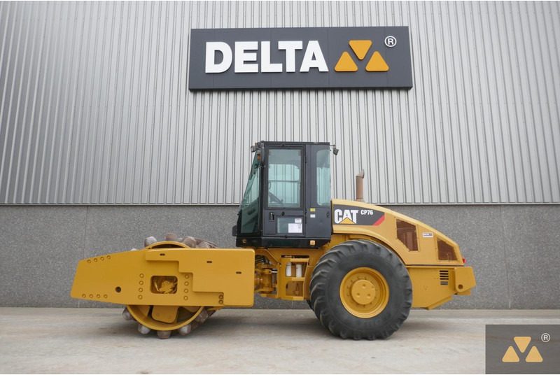 Caterpillar CP76 - Ваљак: слика 1 Caterpillar CP76 - Ваљак: слика 1