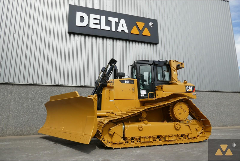 Caterpillar D6T LGP - Булдожер: слика 4 Caterpillar D6T LGP - Булдожер: слика 4