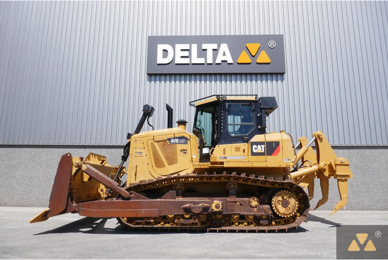 Caterpillar D7E LGP - Булдожер: слика 1 Caterpillar D7E LGP - Булдожер: слика 1