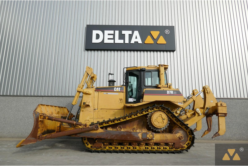 Caterpillar D7R XR Series II - Булдожер: слика 1 Caterpillar D7R XR Series II - Булдожер: слика 1
