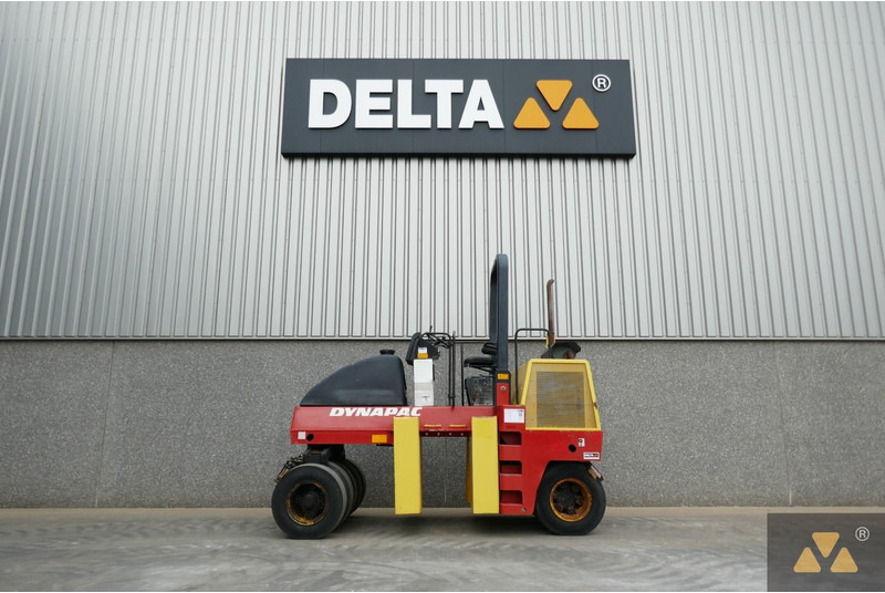 Dynapac CP142 - Пневматски ваљак: слика 1 Dynapac CP142 - Пневматски ваљак: слика 1