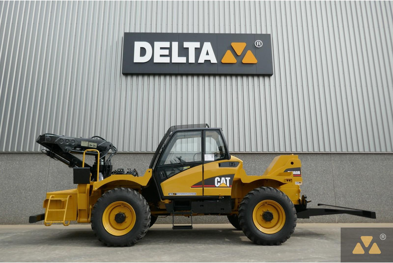 Caterpillar TH360B Welding Tractor - Градежна машина: слика 1 Caterpillar TH360B Welding Tractor - Градежна машина: слика 1