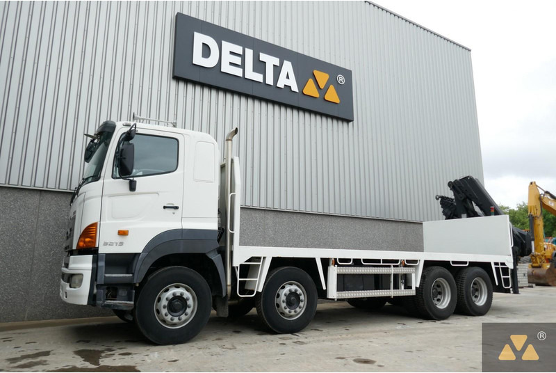 Hino 700FY crane - Камион со кран: слика 4 Hino 700FY crane - Камион со кран: слика 4