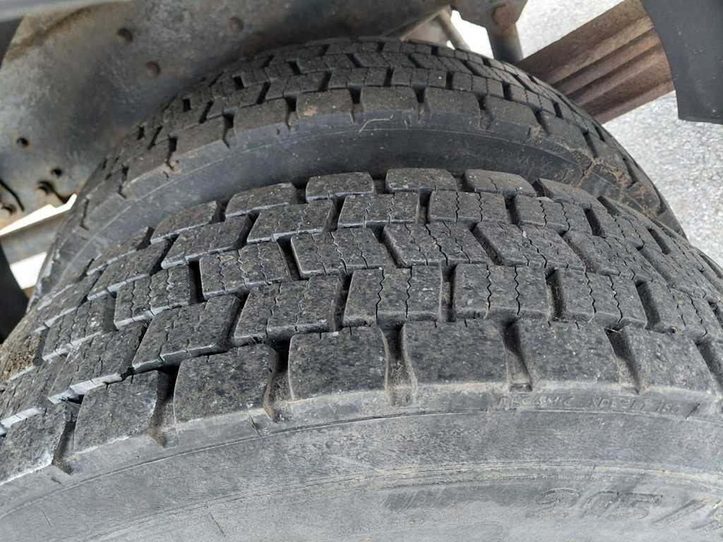 Avia D90, EURO 3, SIDES, HYDRAULIC FRONT - Камион со церада: слика 5 Avia D90, EURO 3, SIDES, HYDRAULIC FRONT - Камион со церада: слика 5