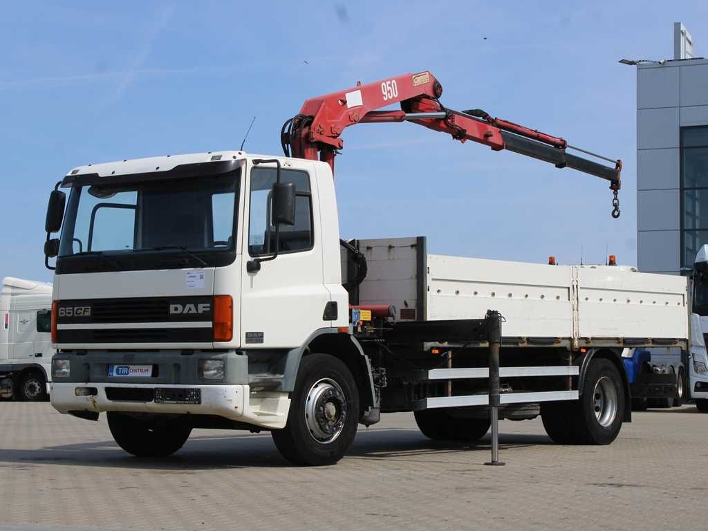 DAF CF 240, CRANE HMF 953 K2, PNEU 80% - Камион со платформа, Камион со кран: слика 1 DAF CF 240, CRANE HMF 953 K2, PNEU 80% - Камион со платформа, Камион со кран: слика 1