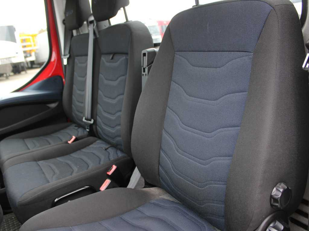 Камион за влечење Iveco 35S18, EURO 6, WINCH, DRIVES, TIRES 80%: слика 9