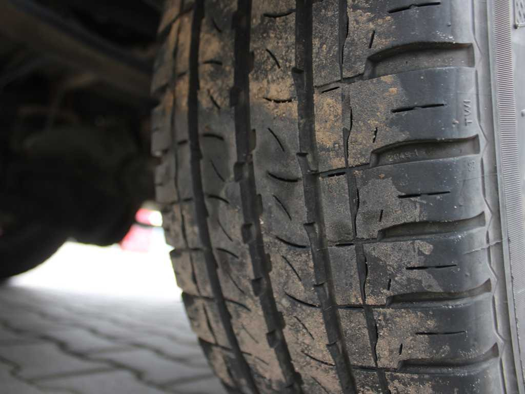 Камион за влечење Iveco 35S18, EURO 6, WINCH, DRIVES, TIRES 80%: слика 17