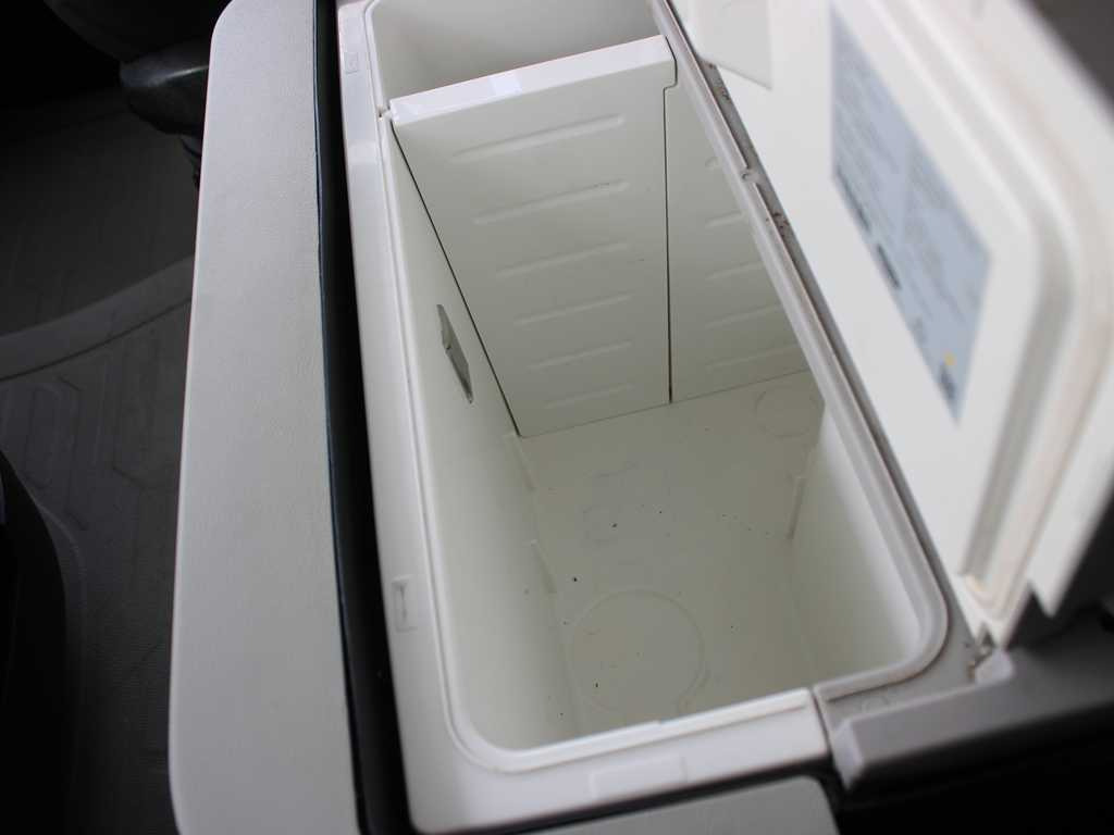 Лизинг на Ford F-MAX LL 12S, EURO 6, LOWDECK, NAVIGATION, INDEPENDENT AIR CONDITIONING Ford F-MAX LL 12S, EURO 6, LOWDECK, NAVIGATION, INDEPENDENT AIR CONDITIONING: слика 14 Лизинг на Ford F-MAX LL 12S, EURO 6, LOWDECK, NAVIGATION, INDEPENDENT AIR CONDITIONING Ford F-MAX LL 12S, EURO 6, LOWDECK, NAVIGATION, INDEPENDENT AIR CONDITIONING: слика 14