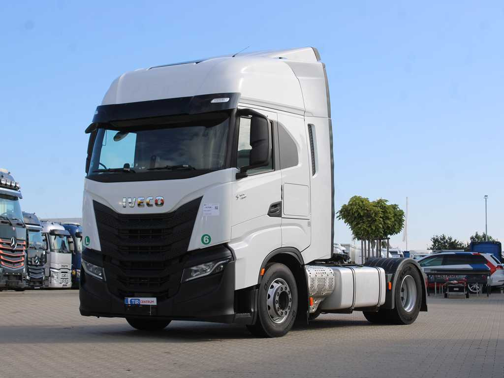 Iveco S-WAY 480, EURO 6, RETARDER, NAVIGATION, INDEPENDENT AIR CONDITIONING - Камион влекач: слика 1 Iveco S-WAY 480, EURO 6, RETARDER, NAVIGATION, INDEPENDENT AIR CONDITIONING - Камион влекач: слика 1
