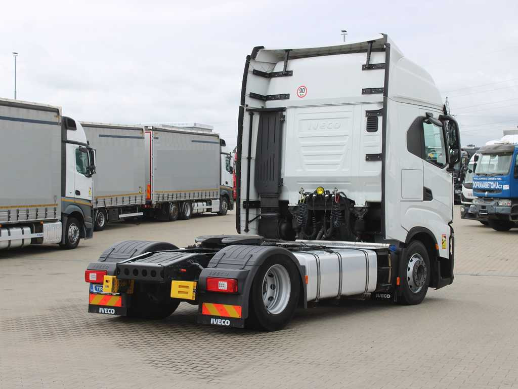 Iveco S-WAY 480, EURO 6, RETARDER, NAVIGATION, INDEPENDENT AIR CONDITIONING - Камион влекач: слика 4 Iveco S-WAY 480, EURO 6, RETARDER, NAVIGATION, INDEPENDENT AIR CONDITIONING - Камион влекач: слика 4