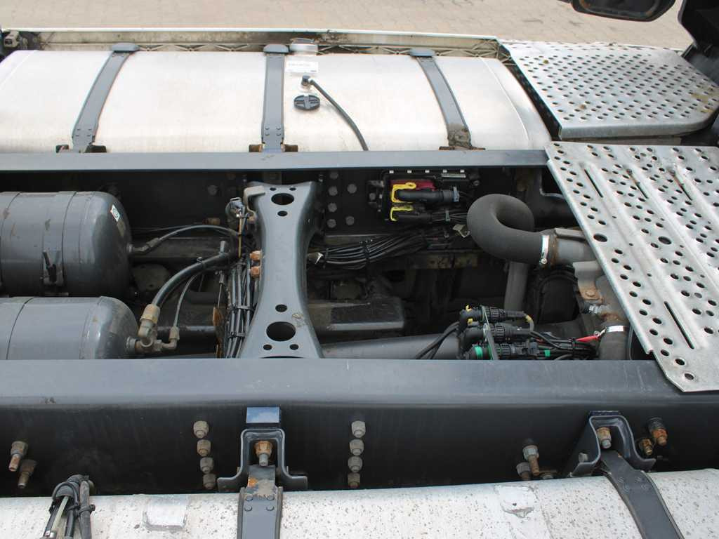Scania R410, EURO 6, NO EGR, RETARDER, NAVIGATION - Камион влекач: слика 5 Scania R410, EURO 6, NO EGR, RETARDER, NAVIGATION - Камион влекач: слика 5