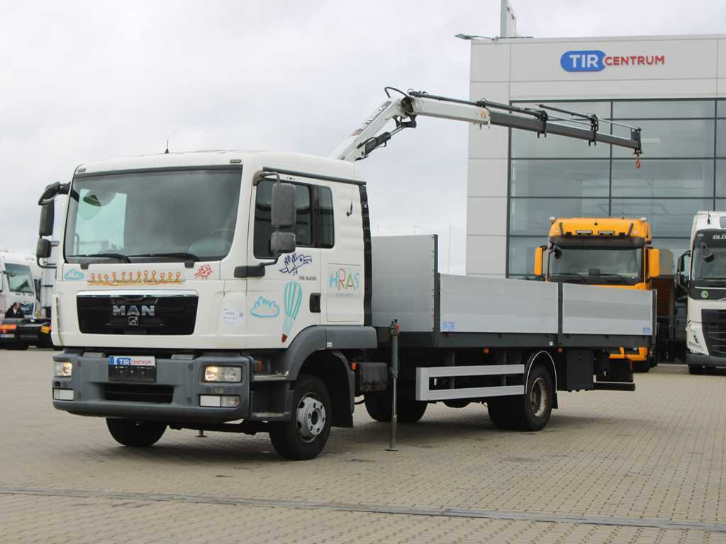 MAN TGL 8.220, EURO 5, SIDEBOARD, TIRES 80%, HYDRAULIC ARM TLC_38A.3 - Камион со платформа, Камион со кран: слика 1 MAN TGL 8.220, EURO 5, SIDEBOARD, TIRES 80%, HYDRAULIC ARM TLC_38A.3 - Камион со платформа, Камион со кран: слика 1