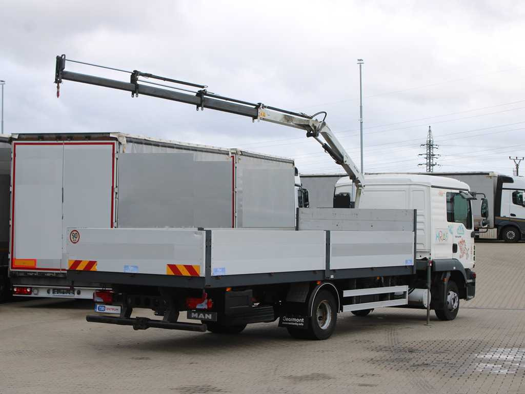 MAN TGL 8.220, EURO 5, SIDEBOARD, TIRES 80%, HYDRAULIC ARM TLC_38A.3 - Камион со платформа, Камион со кран: слика 4 MAN TGL 8.220, EURO 5, SIDEBOARD, TIRES 80%, HYDRAULIC ARM TLC_38A.3 - Камион со платформа, Камион со кран: слика 4