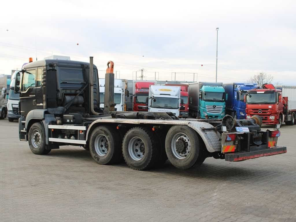 MAN TGS 35.440 8x4 6 BL, EURO 6, LIFTING AXLE - Камион со кабинска шасија: слика 4 MAN TGS 35.440 8x4 6 BL, EURO 6, LIFTING AXLE - Камион со кабинска шасија: слика 4