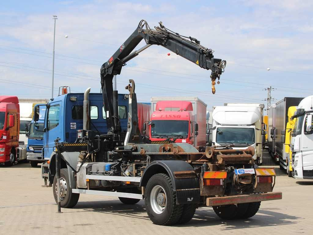 Mercedes-Benz AXOR 1824, CRANE HIAB 099B-3 DUO, 4x4 - Камион со кран: слика 4 Mercedes-Benz AXOR 1824, CRANE HIAB 099B-3 DUO, 4x4 - Камион со кран: слика 4