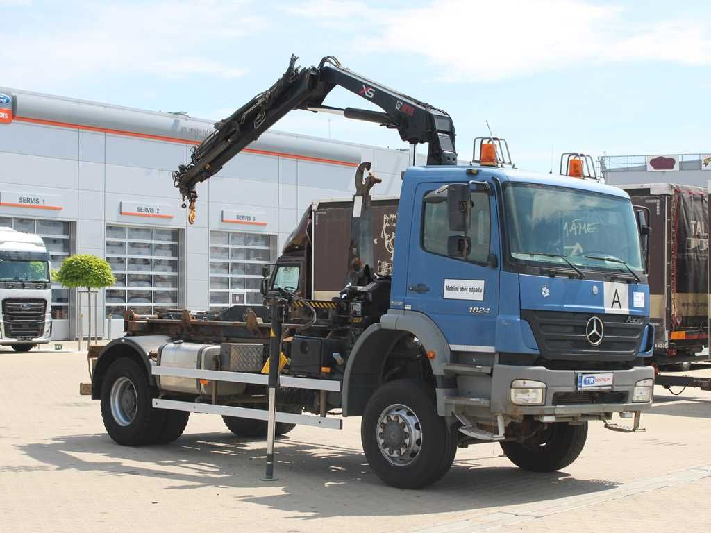Mercedes-Benz AXOR 1824, CRANE HIAB 099B-3 DUO, 4x4 - Камион со кран: слика 2 Mercedes-Benz AXOR 1824, CRANE HIAB 099B-3 DUO, 4x4 - Камион со кран: слика 2