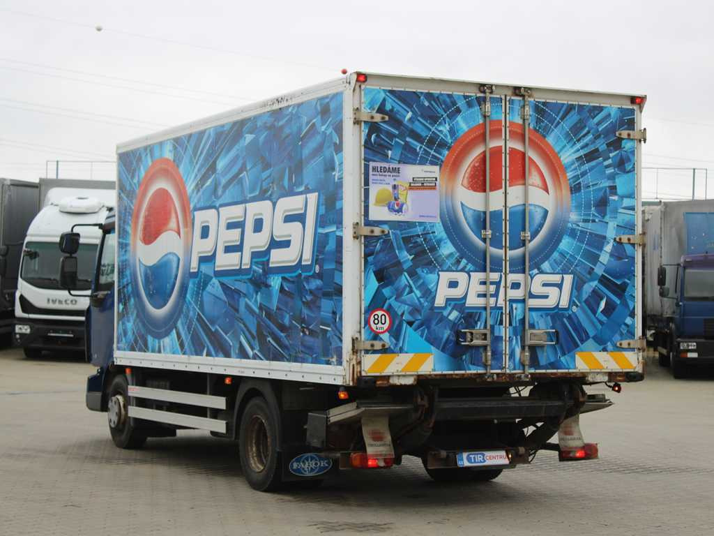 Renault MIDLUM 160.10, EURO 4, HYDRAULIC FRONT, TIRE 80% - Камион сандучар: слика 5 Renault MIDLUM 160.10, EURO 4, HYDRAULIC FRONT, TIRE 80% - Камион сандучар: слика 5