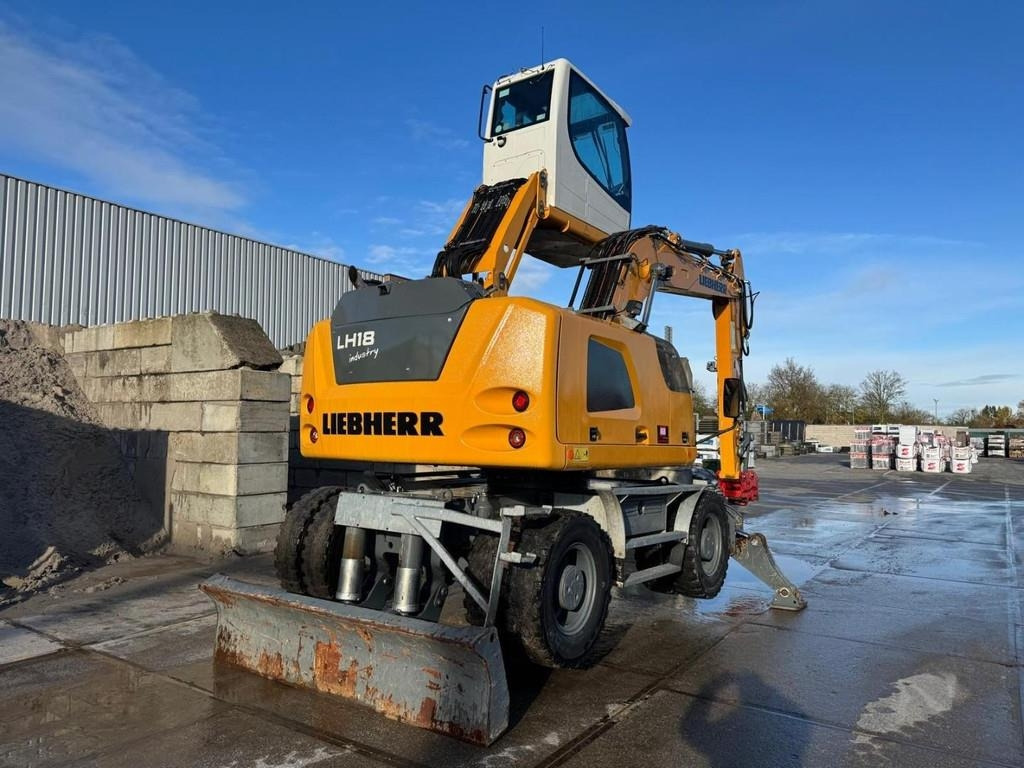 Liebherr LH 18 M - Справувач со отпад/ Индустрија: слика 4 Liebherr LH 18 M - Справувач со отпад/ Индустрија: слика 4