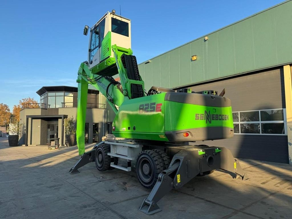 Sennebogen 825M E - Справувач со отпад/ Индустрија: слика 2 Sennebogen 825M E - Справувач со отпад/ Индустрија: слика 2