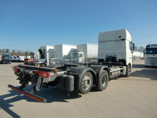 DAF XF 480 FAR BDF SSC Euro 6 Liftachse, Retarder - Транспортер на контејнер/ Камион со променливо тело: слика 4 DAF XF 480 FAR BDF SSC Euro 6 Liftachse, Retarder - Транспортер на контејнер/ Камион со променливо тело: слика 4
