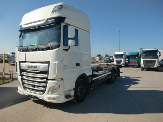 DAF XF 480 FAR BDF SSC Euro 6 Liftachse, Retarder - Транспортер на контејнер/ Камион со променливо тело: слика 1 DAF XF 480 FAR BDF SSC Euro 6 Liftachse, Retarder - Транспортер на контејнер/ Камион со променливо тело: слика 1