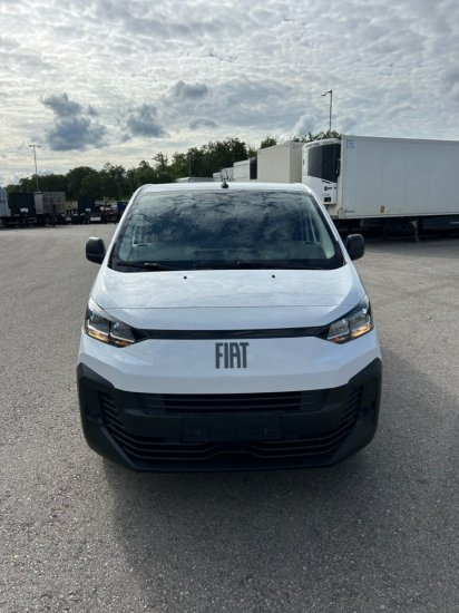 Fiat Scudo Scudo (L2) M BlueDHi 120 6-Gang, Exportpreis - Товарно комбе: слика 2 Fiat Scudo Scudo (L2) M BlueDHi 120 6-Gang, Exportpreis - Товарно комбе: слика 2