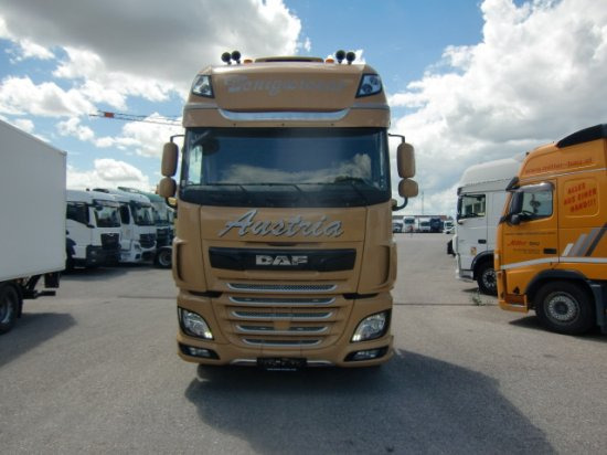 DAF XF 530 SSC Standklima, Retarder Hydraulik - Камион влекач: слика 2 DAF XF 530 SSC Standklima, Retarder Hydraulik - Камион влекач: слика 2