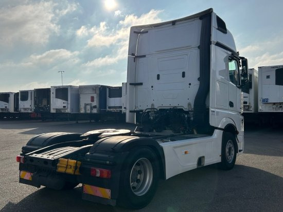 Mercedes-Benz Actros 1851 - Камион влекач: слика 5 Mercedes-Benz Actros 1851 - Камион влекач: слика 5