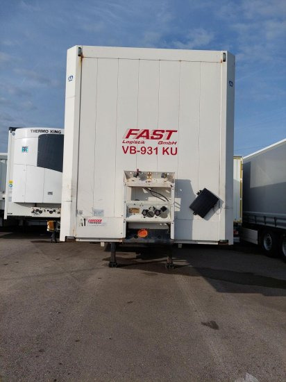 Krone SDK27 Kofferauflieger, Liftachse - Полуприколка сандучар: слика 2 Krone SDK27 Kofferauflieger, Liftachse - Полуприколка сандучар: слика 2