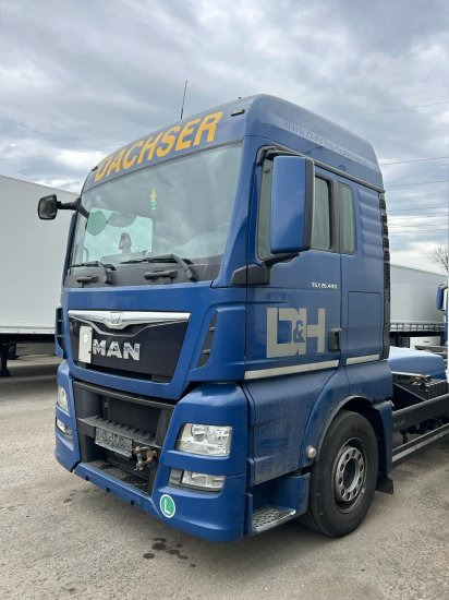MAN TGX 26.440 XLX 6x2 Liftachse, Euro 6, Retarder, Motorschaden - Транспортер на контејнер/ Камион со променливо тело: слика 3 MAN TGX 26.440 XLX 6x2 Liftachse, Euro 6, Retarder, Motorschaden - Транспортер на контејнер/ Камион со променливо тело: слика 3