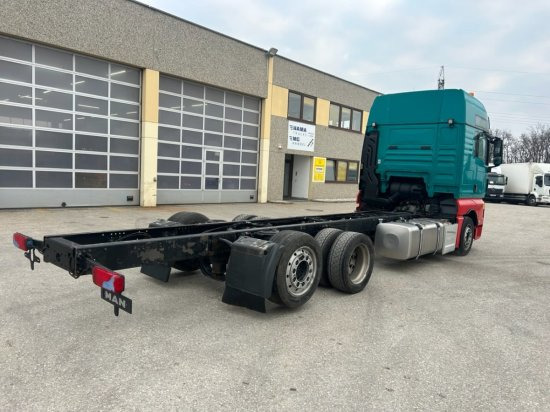 MAN TGX 26.500 XXL, 6x2, Jumbo, Liftachse, Intarder, Euro6, Full-Air - Камион со кабинска шасија: слика 4 MAN TGX 26.500 XXL, 6x2, Jumbo, Liftachse, Intarder, Euro6, Full-Air - Камион со кабинска шасија: слика 4