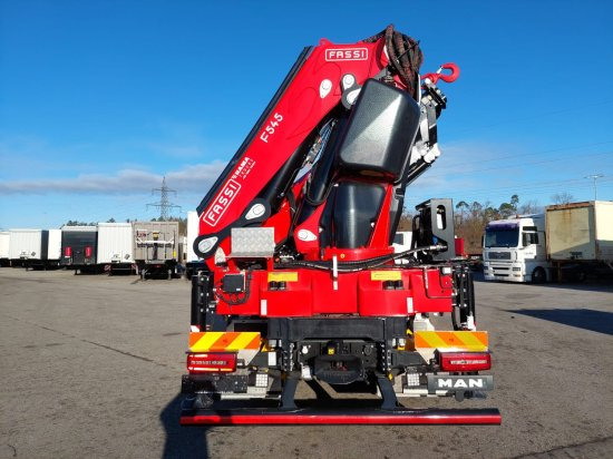 MAN TGX 26.510 LL Pritsche, Fassi F545RA.2.28XE, Containerverschlüsse, - Камион со платформа, Камион со кран: слика 3 MAN TGX 26.510 LL Pritsche, Fassi F545RA.2.28XE, Containerverschlüsse, - Камион со платформа, Камион со кран: слика 3