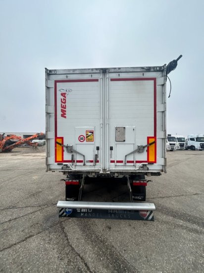MEGA Alu-Kastenmulde 55m³, SAF-Achsen, Rollplane, Kombiklappe, Stehpodest - Кипер полуприколка: слика 3 MEGA Alu-Kastenmulde 55m³, SAF-Achsen, Rollplane, Kombiklappe, Stehpodest - Кипер полуприколка: слика 3